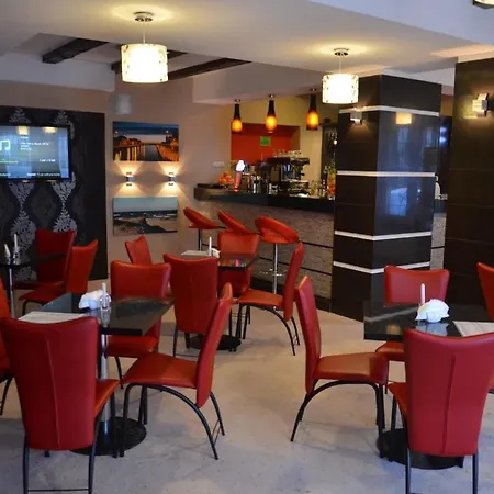 فندق Baltivia Sea 4*